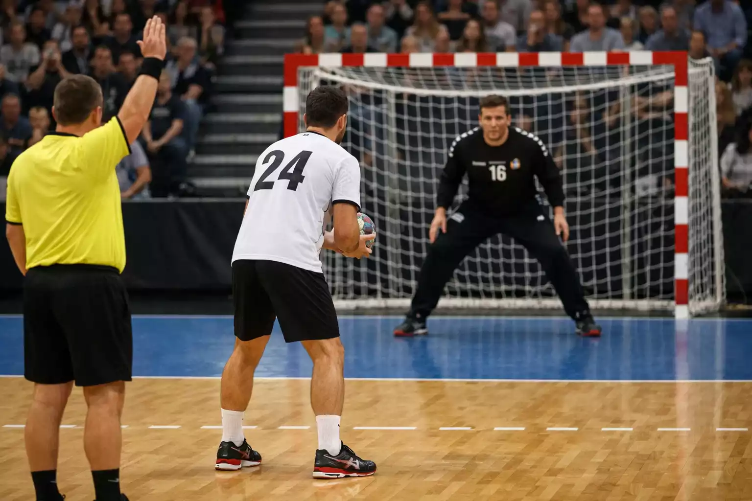 Siebenmeter-Ausführung im Profi-Handball